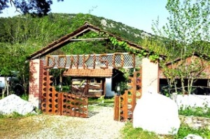 Don Kisot Pension Olympos