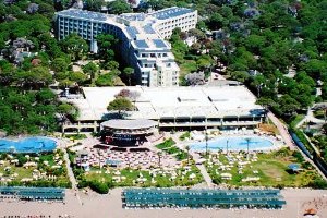 Maritim Pine Beach Resort Belek